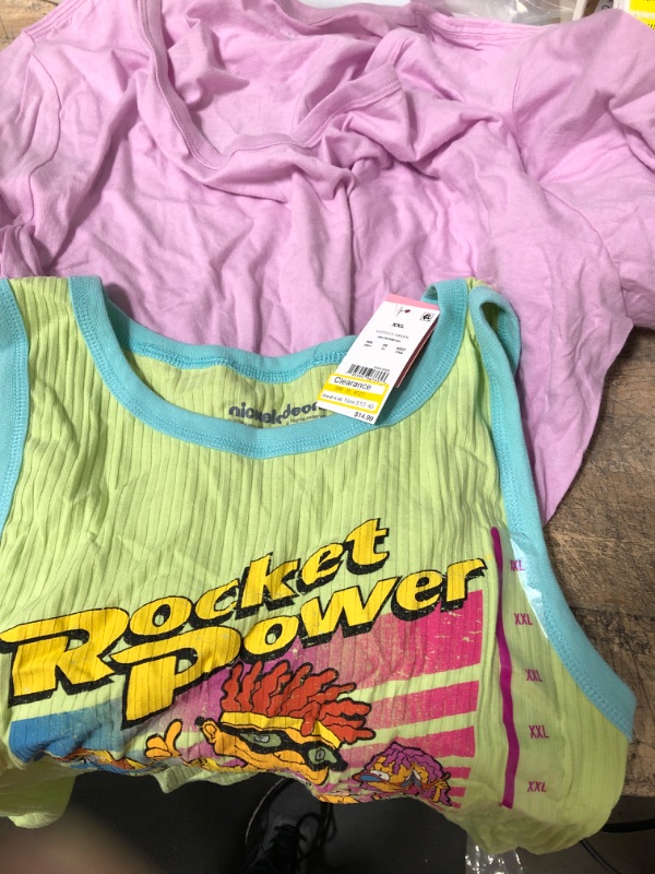 Photo 1 of Short Sleeve V-Neck Cropped T-Shirt - Wild Fable™
SIZE 2X
Women's Rocket Power Racerback Cropped Graphic Tank Top -
SIZE XXL