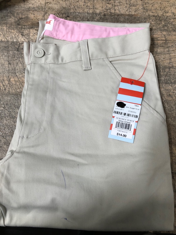 Photo 1 of Girls' straight Fit Uniform, Khaki, Size 18