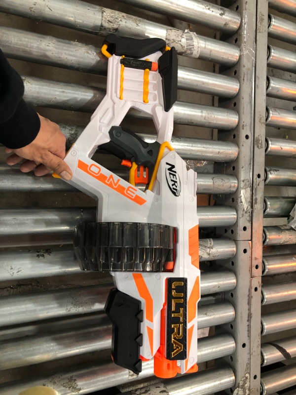 Photo 1 of *** USED *** **** TESTED DOES NOT WORK PARTS ONLY ****
Nerf Ultra One Motorised Blaster, 25 Nerf Ultra Darts, Furthest Flying Nerf Darts Ever, Compatible Only with Nerf Ultra One Darts
