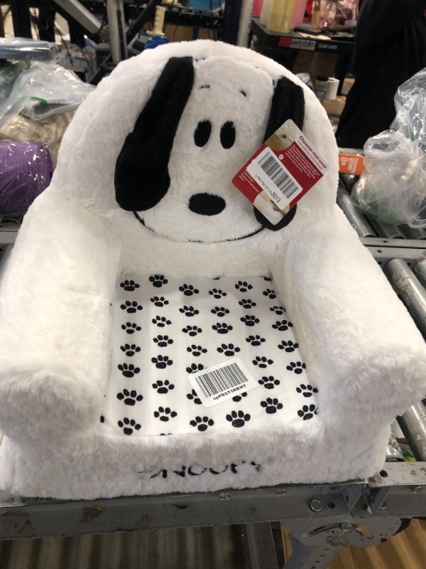 Photo 2 of Animal Adventure Peanuts | Snoopy | Character Chair, Sweet Seats
