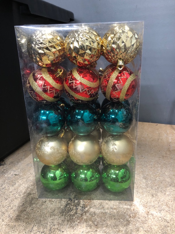 Photo 2 of 30PCS 60MM/2.36IN Christmas Tree Ornaments Assorted Pendant Shatterproof Ball Ornament Set Seasonal Decorations with Reusable Hand-Help Gift Boxes Ideal for Xmas, Holiday and Party (Green/Red/Gold)