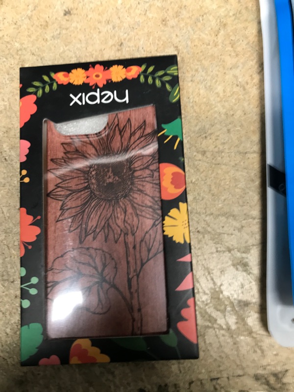 Photo 1 of (IPHONE CASE BUNDLE)( IPhone Xs Max, 13mini, (2)13 pro max,(2) 14 pro max (see note for more details) 3 UNKNOWN IPHONE MODEL CASES)