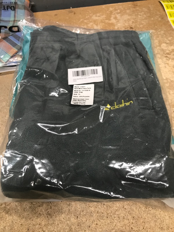 Photo 1 of GENERIC SWEATER XL