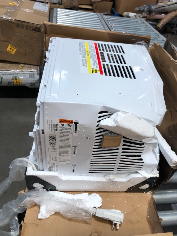 Photo 7 of (DAMAGED, FOR PARTS ONLY)Haier Mechanical Window Air Conditioner | 5,050 BTU | Easy Install Kit Included | Dual Mechanics for Cooling Fan Power and Temperature Control | Cools up to 150 Square Feet | 115 Volts | White
**BACK IS CRUSHED, FRONT BROKEN, DOES