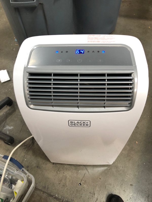 Photo 2 of **PARTS ONLY**
Black+decker BPACT10WT 10,000 BTU Portable Air Conditioner with Remote