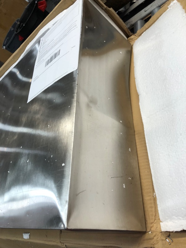 Photo 1 of (DAMAGE)VEVOR Maple Syrup Evaporator Pan 48 x 24 x 19 in. Stainless Steel Maple Syrup Boiling Pan with Divided Pan and Feed Pan
**DENTS**