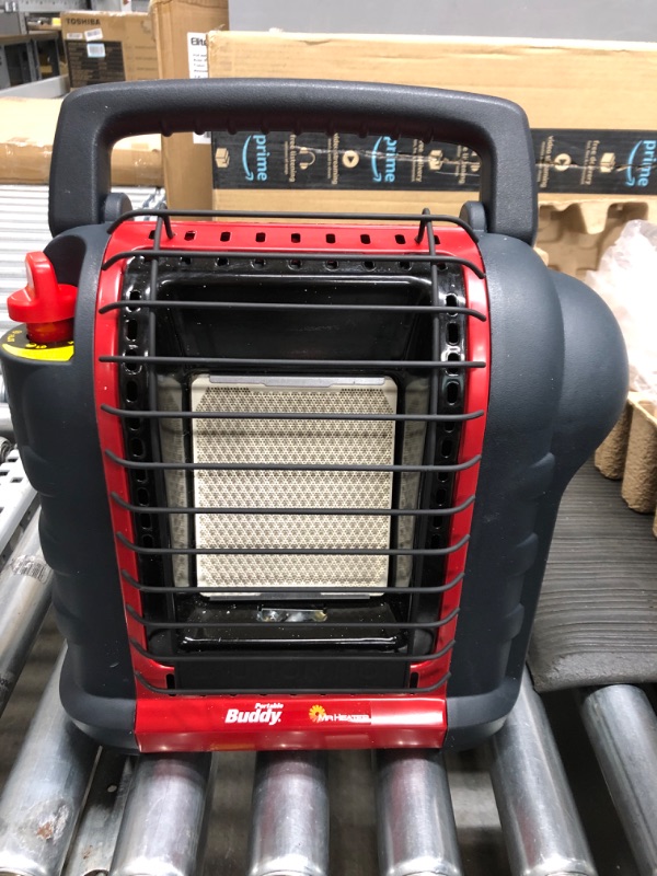 Photo 1 of **** unable to test****
Mr. Heater F232000 MH9BX Buddy 4,000-9,000-BTU Indoor-Safe Portable Propane Radiant Heater, Red-Black Red Heater