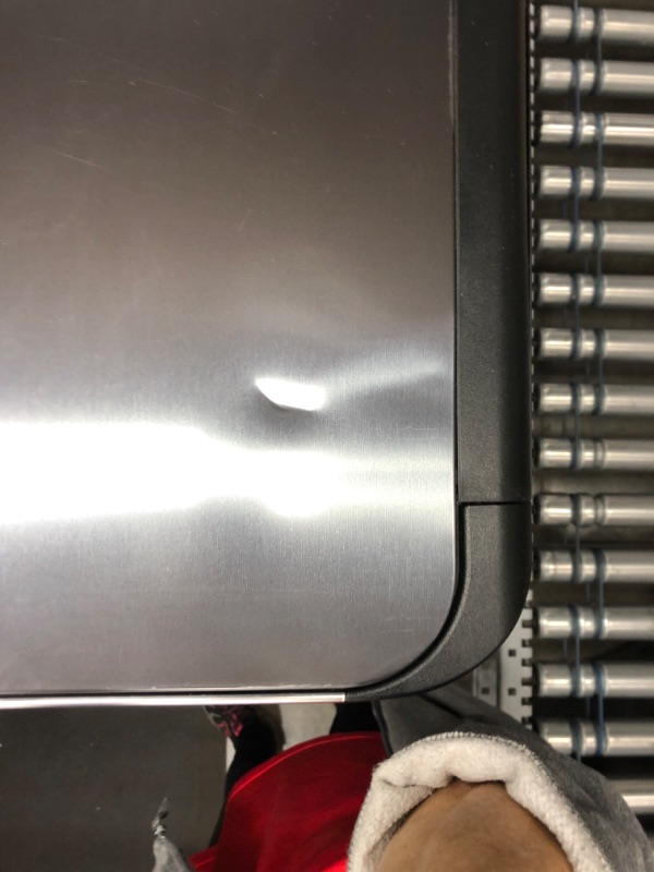 Photo 2 of ***** Dented Lid******
**** Scratch on Front
*** multiple scratches on side****
**** dent right side****
**** no power adapter****
**** no battery box cover*****
**** dent on left side****
simplehuman 58 Liter / 15.3 Gallon Rectangular Hands-Free Dual Com