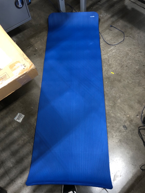 Photo 2 of Amazon Basics 1/2-Inch Extra Thick Exercise Yoga Mat Blue Yoga Mat