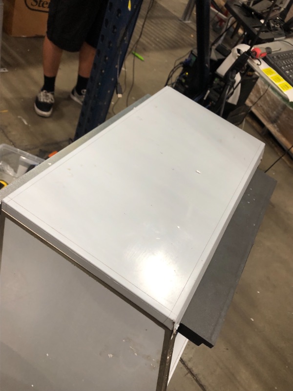 Photo 6 of **not functional-minor dents-parts only**
110 lb. / 24 H Commercial Freestanding Only Food Grade Construction Flake Ice Machine for Seafood Restaurant, Silver
