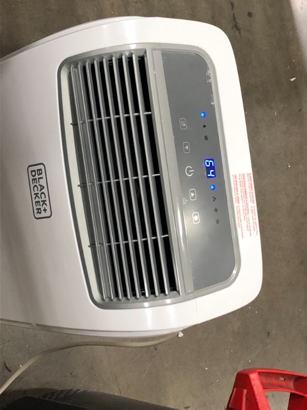 Photo 11 of **used**
Black & Decker /4,000 BTU (DOE) Portable Air Conditioner with Remote Control, White
