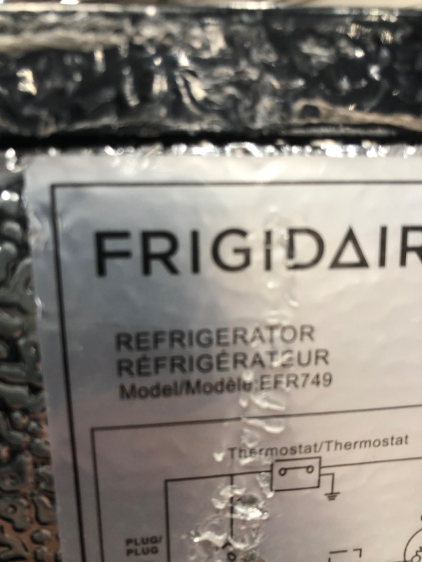 Photo 11 of PARTS ONLY DOES NOT GET COLD 
Frigidaire 7.5 Cu. ft. Retro Refrigerator, Platinum Series, Stainless Look (EFR749)