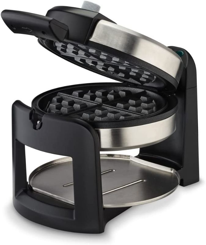 Photo 1 of **display model**not functional**
Cuisinart WAF-F30 Round Flip Belgian Waffle Maker, Black/Silver, 1 inch thick
