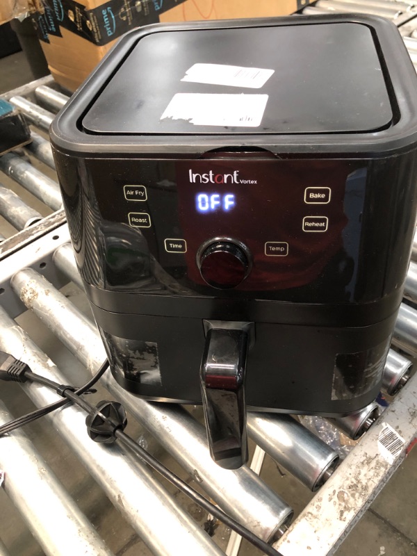 Photo 2 of **MISSING PARTS** Instant Vortex 5.7QT Air Fryer Oven Combo, From the Makers of Instant Pot, Customizable Smart Cooking Programs, Digital Touchscreen, Nonstick and Dishwasher-Safe Basket, App with over 100 Recipes 5.7QT Vortex