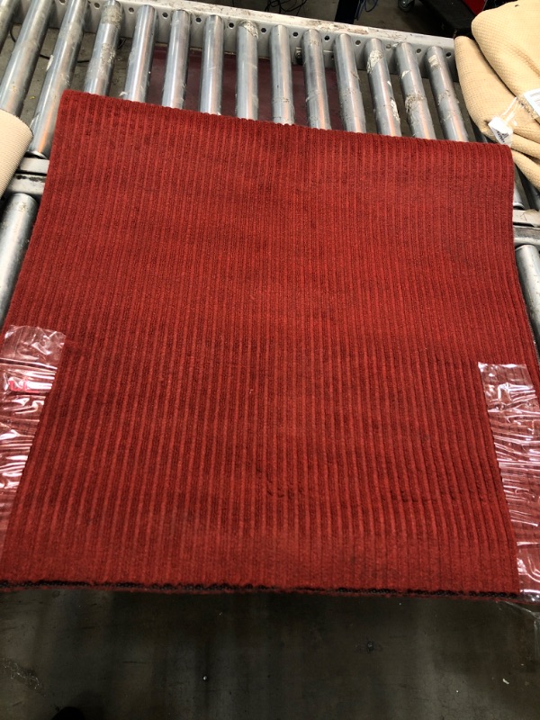 Photo 1 of 4'x3' Red, Rounded Corner Runner Area Rug