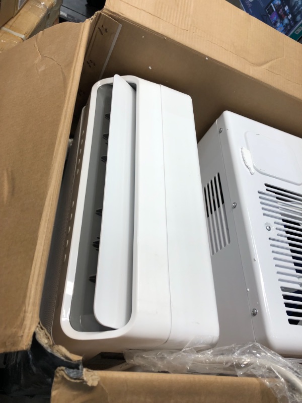 Photo 7 of **minor dents**
Midea 8,000 BTU Smart Inverter U-Shaped Window Air Conditioner, 35% Energy Savings, Extreme Quiet, MAW08V1QWT (1860705)
