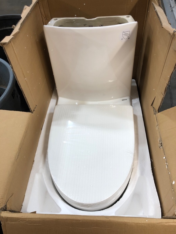 Photo 1 of ***UNTESTED*** Swiss Madison Well Made Forever SM-1T254 St. Tropez One Piece Toilet, 26.6 x 15 x 31 inches, Glossy White
