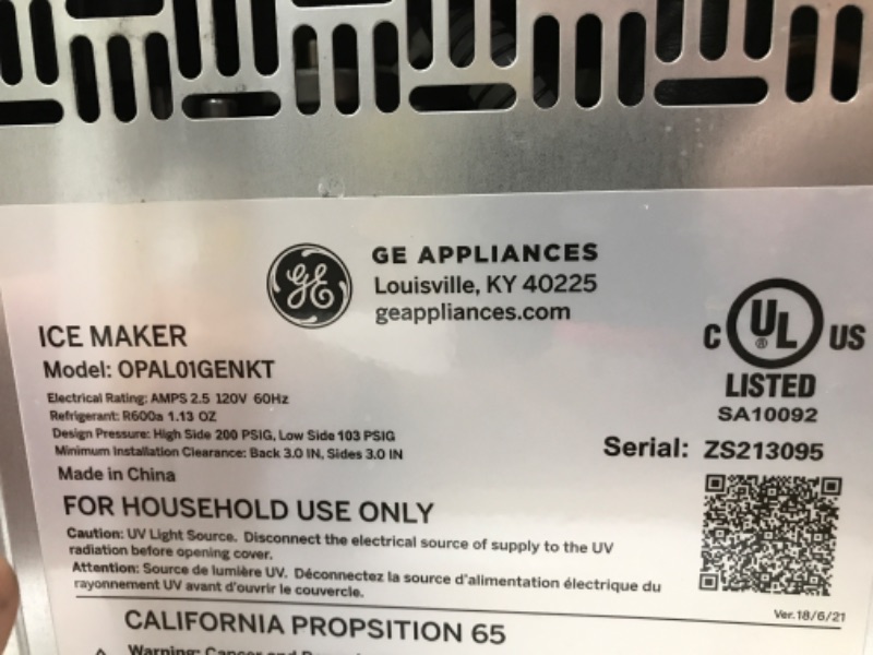 Photo 6 of ** NONFUNCTIONAL **
GE Profile Opal | Countertop Nugget Ice Maker with Side Tank | Portable Ice Machine Makes up to 24 Lbs. of Ice per Day | Stainless Steel Finish
