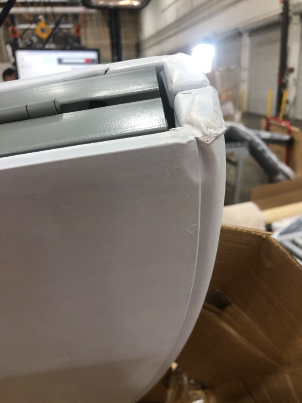 Photo 1 of (DENTED) Flash Furniture 5-Foot Round Bi-Fold White Plastic Folding Table with Carrying Handle
