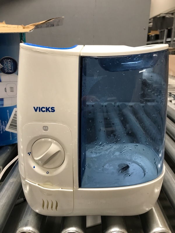 Photo 2 of *Tested-Used* Vicks Filter-Free CoolRelief Cool Mist Humidifier, Medium Room, 1.2 Gallon Tank – Visible, Medicated Ultrasonic Humidifier for Baby, Kids and Adults, Works With Vicks VapoPads and Vicks VapoSteam