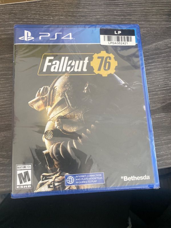 Photo 2 of Fallout 76: Wastelanders - PlayStation 4
