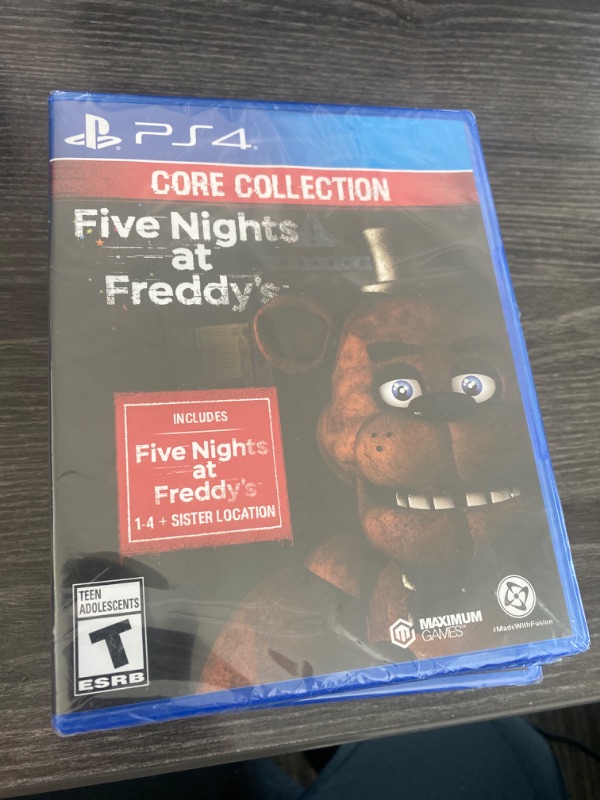 Photo 2 of Five Nights at Freddy's: The Core Collection (PS4) - PlayStation 4
