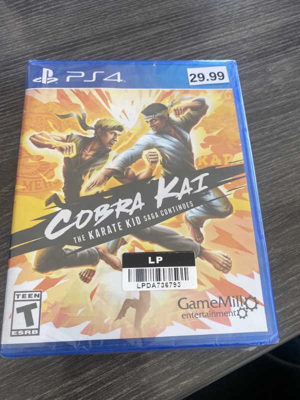 Photo 2 of Cobra Kai Karate Kid Saga - PS4 - PlayStation 4
