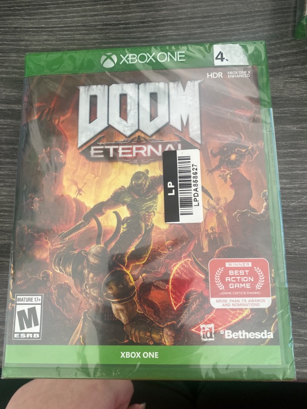 Photo 2 of DOOM Eternal: Standard Edition - Xbox One
