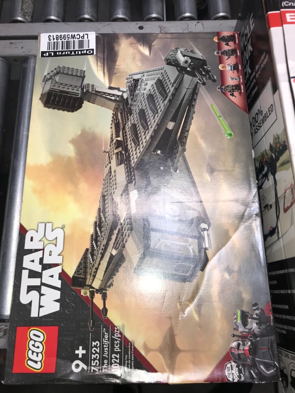 Photo 3 of LEGO Star Wars the Justifier 75323 Building Kit; Buildable Starship Toy for Kids Aged 9 and up (1 022 Pieces)
