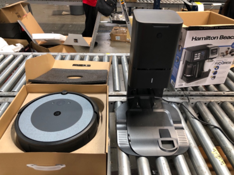 Photo 1 of IRobot Roomba I4+

