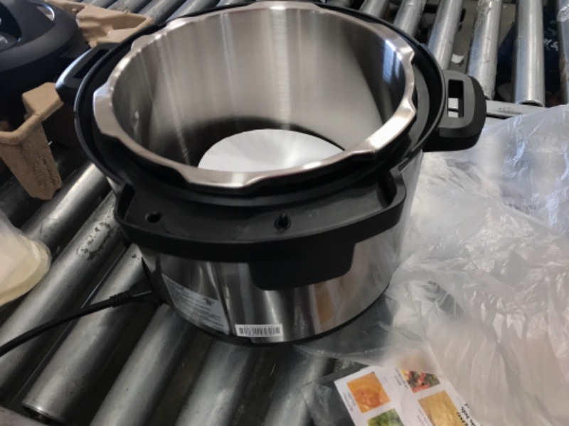 Photo 4 of Instant Pot Max 6-quart Multi-Use Pressure Cooker
