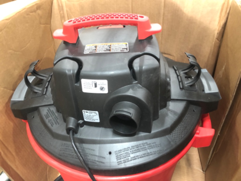 Photo 3 of CRAFTSMAN CMXEVBE17596 20 Gallon 6.5 Peak HP Wet/Dry Vac, Heavy-Duty Shop Vacuum with Attachments , Red
