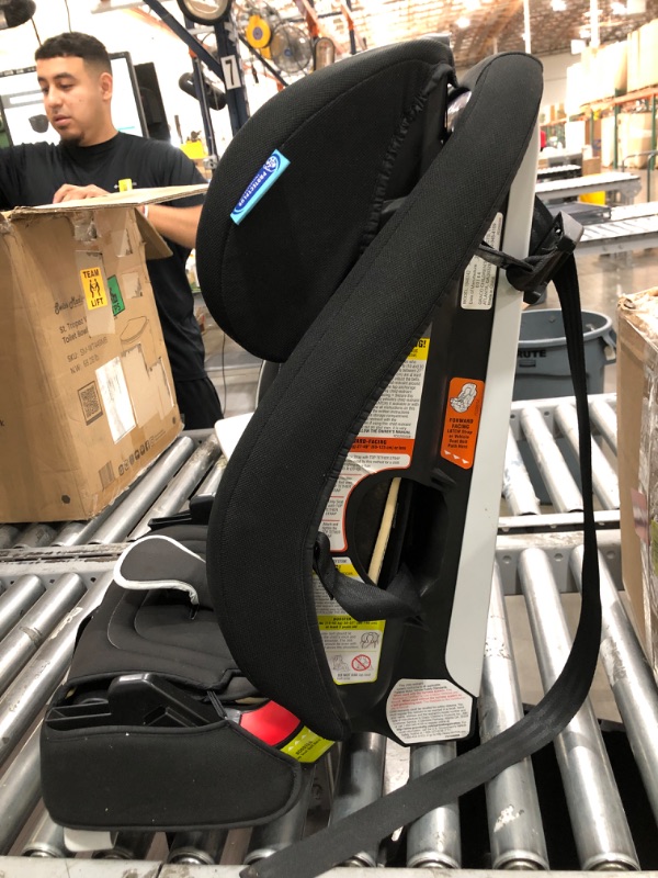 Photo 3 of Atlas™ 65 2-in-1 Harness Booster Car Seat
