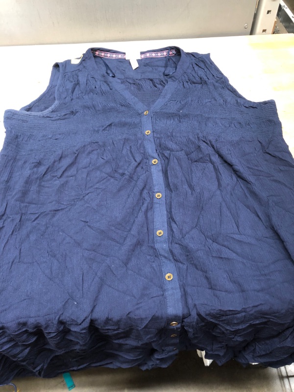 Photo 1 of 2XL SLEEVLESS NAVY BUTTON UP DRESS