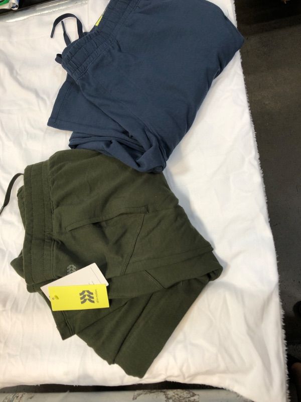 Photo 1 of En's Fleece Pants - All in Motion™- XL nacy blue & olive green 
