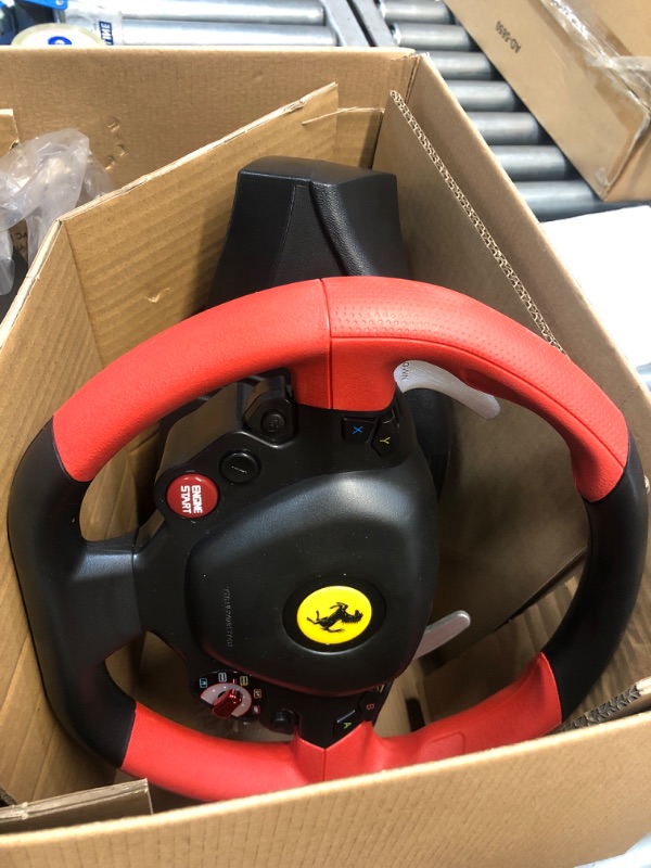 Photo 2 of Thrustmaster Ferrari 458 Spider Racing Wheel (Xbox Series X/S & One)
