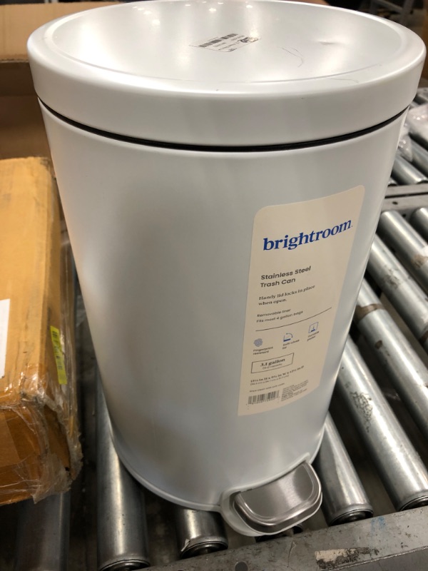 Photo 2 of 12L Round Step Trash Can - Brightroom™

