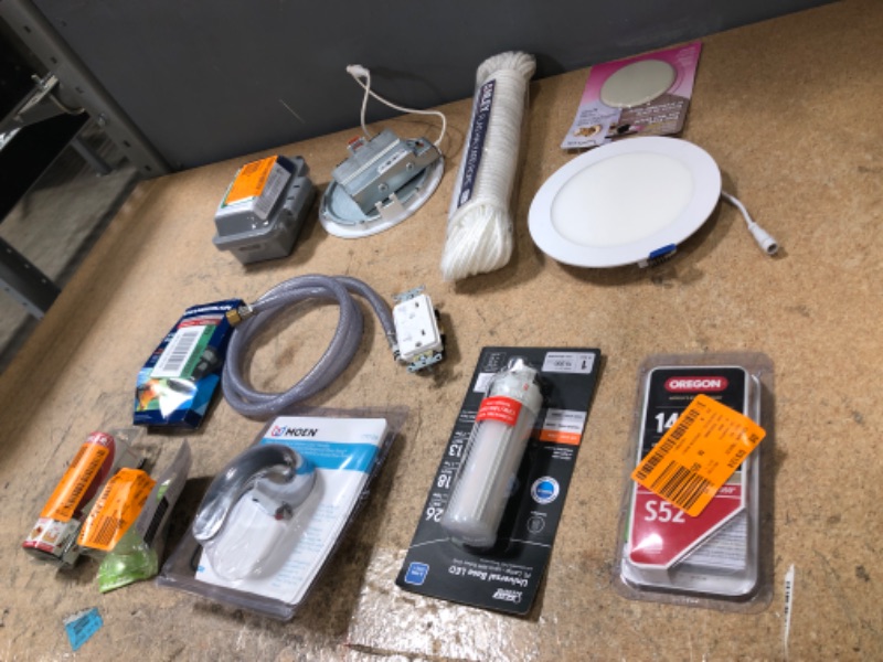 Photo 1 of 13 ITEMS*
BUNDLE OF HARDWARE AND MISCELLANEOUS GOOD