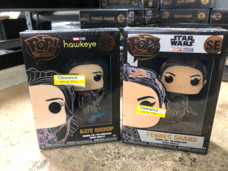 Photo 3 of 2 PACK Funko Pop! Pin: Star Wars Mandalorian FENNEC SHAND SE SG AND Funko Pop Pin Marvel Kate Bishop SE NEW SEALED ENAMAL GLOW in DARK HAWKEYE GID