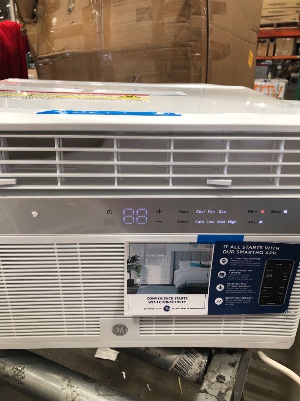 Photo 2 of PARTS ONLY POWERS ON BUT DOES NOT FUNCTION 
***DAMAGED*** GE AHY08LZ SMART WINDOW AIR CONDITIONER WITH 8000 BTU COOLING CAPACITY WIFI CONNECT 3 FAN SPEEDS 115 VOLTS 11.4 CEER AND FIXED CHASSIS IN WHITE