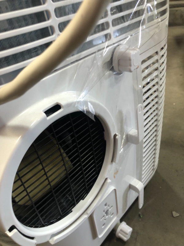 Photo 3 of NOT FUNCTIONAL COMPRESSOR DID NOT COME ON 
BLACK+DECKER 14,000 BTU Portable Air Conditioner with Remote Control, White