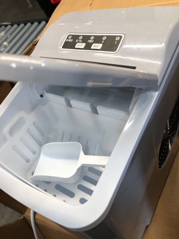 Photo 2 of AGLUCKY Countertop Ice Maker Machine, Portable Ice Makers Countertop