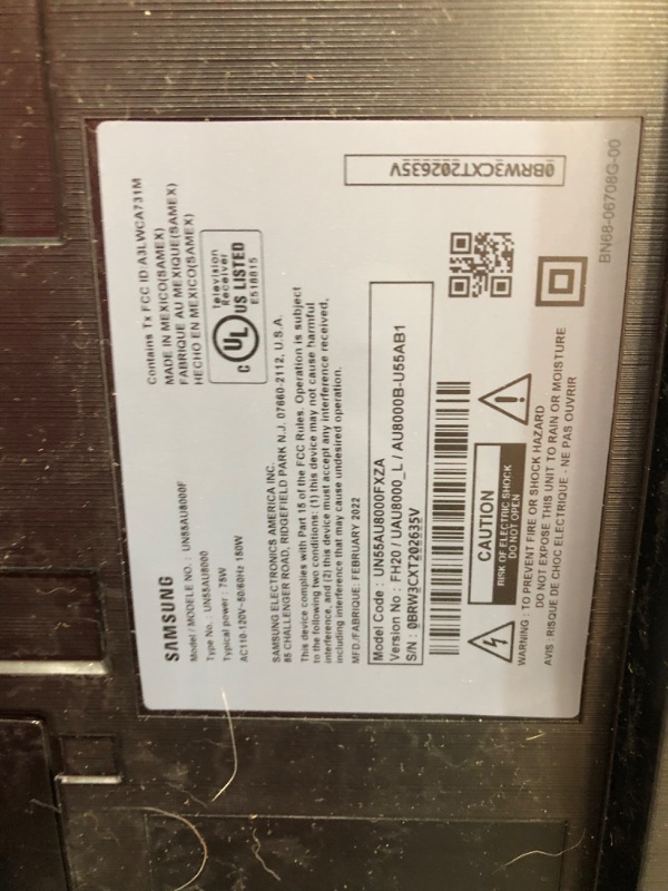 Photo 6 of PARTS ONLY DISPLAY DOESN'T SHOW ANYTHING SCREEN DOES NOT LOOK DAMAGED 
SAMSUNG 55-Inch Class Crystal 4K UHD AU8000 Series HDR, 3 HDMI Ports, Motion Xcelerator, Tap View, PC on TV, Q Symphony, Smart TV with Alexa Built-In (UN55AU8000FXZA, 2021 Model)