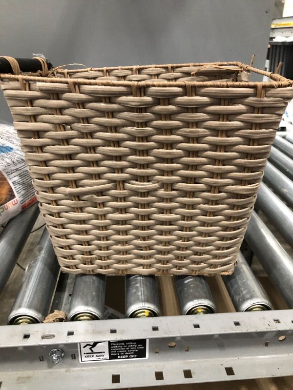 Photo 2 of 11"X11"X9" SMALL BROWN WICKER BASKET ** MINOR DAMAGE***USED***