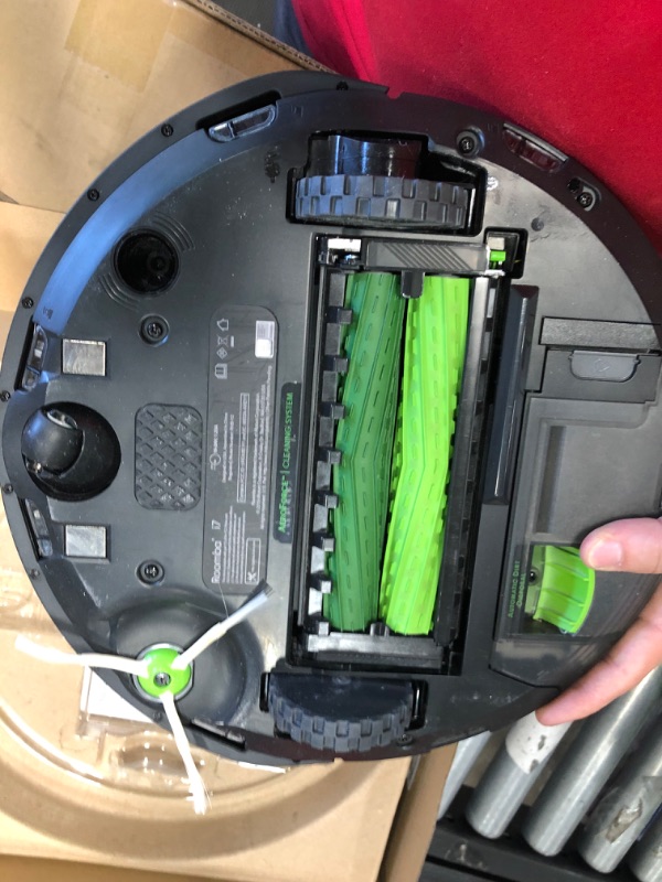 Photo 5 of Roomba i7+ 7550 robot vacuum 