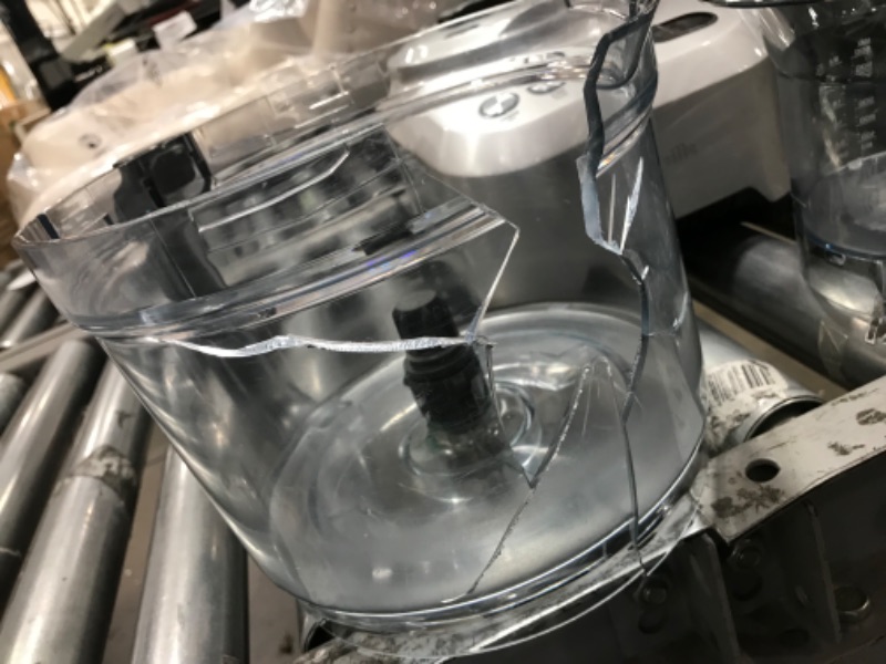 Photo 5 of damaged!
Breville Sous Chef 16 Peel & Dice Brushed Aluminum Food Processor
