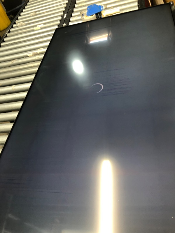 Photo 1 of DAMAGED PIXELS 
VIZIO 58-Inch M-Series 4K QLED HDR Smart TV w/Voice Remote, Dolby Vision, HDR10+, Alexa Compatibility, M58Q7-J01, 2022 Model