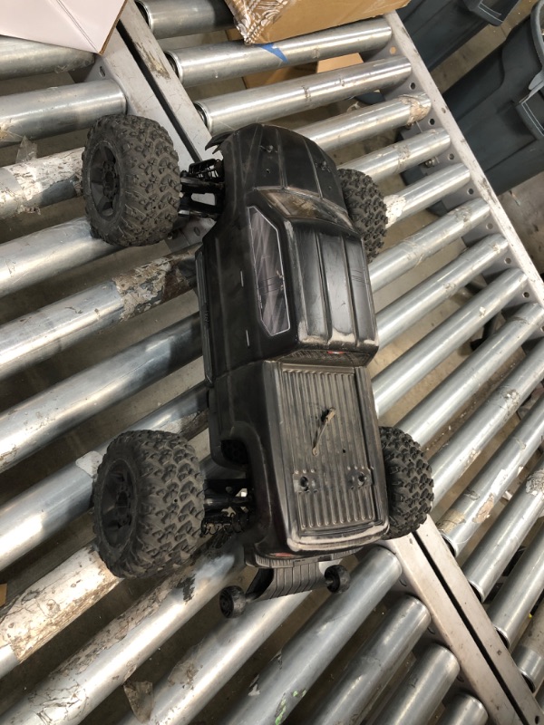 Photo 3 of ARRMA 1/10 BIG ROCK 4X4 V3 3S BLX Brushless Monster RC Truck RTR(Battery and Charger Required)
