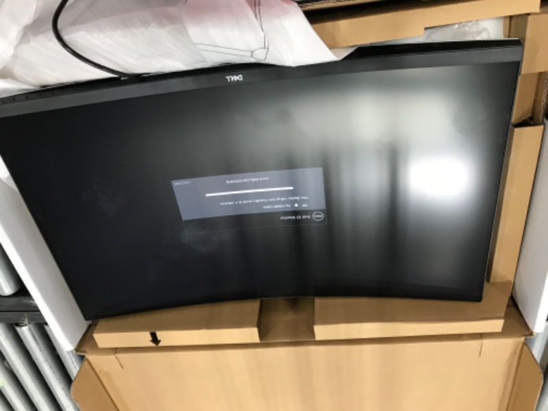 Photo 1 of Dell S3222HN 32-inch FHD 1920 x 1080 at 75Hz Curved Monitor, 1800R Curvature, 8ms Grey-to-Grey Response Time (Normal Mode), 16.7 Million Colors - Black
