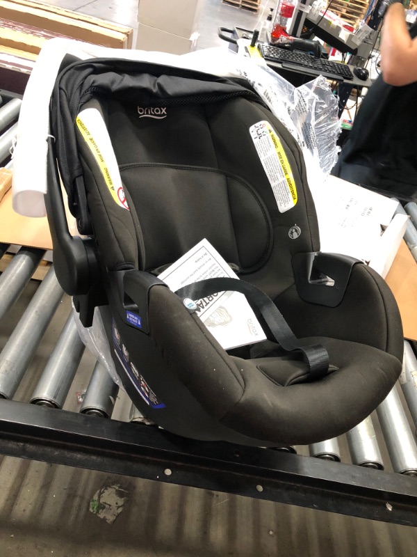 Photo 1 of BOB Revolution Flex 3.0 Travel System with B-Safe Gen2 Infant Car Seat Graphite Black
